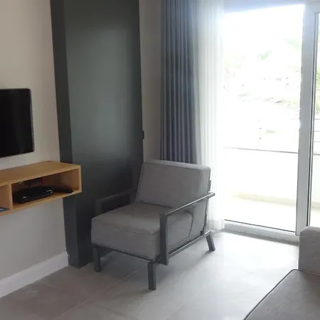 Altin Yunus Apart Beach Plus